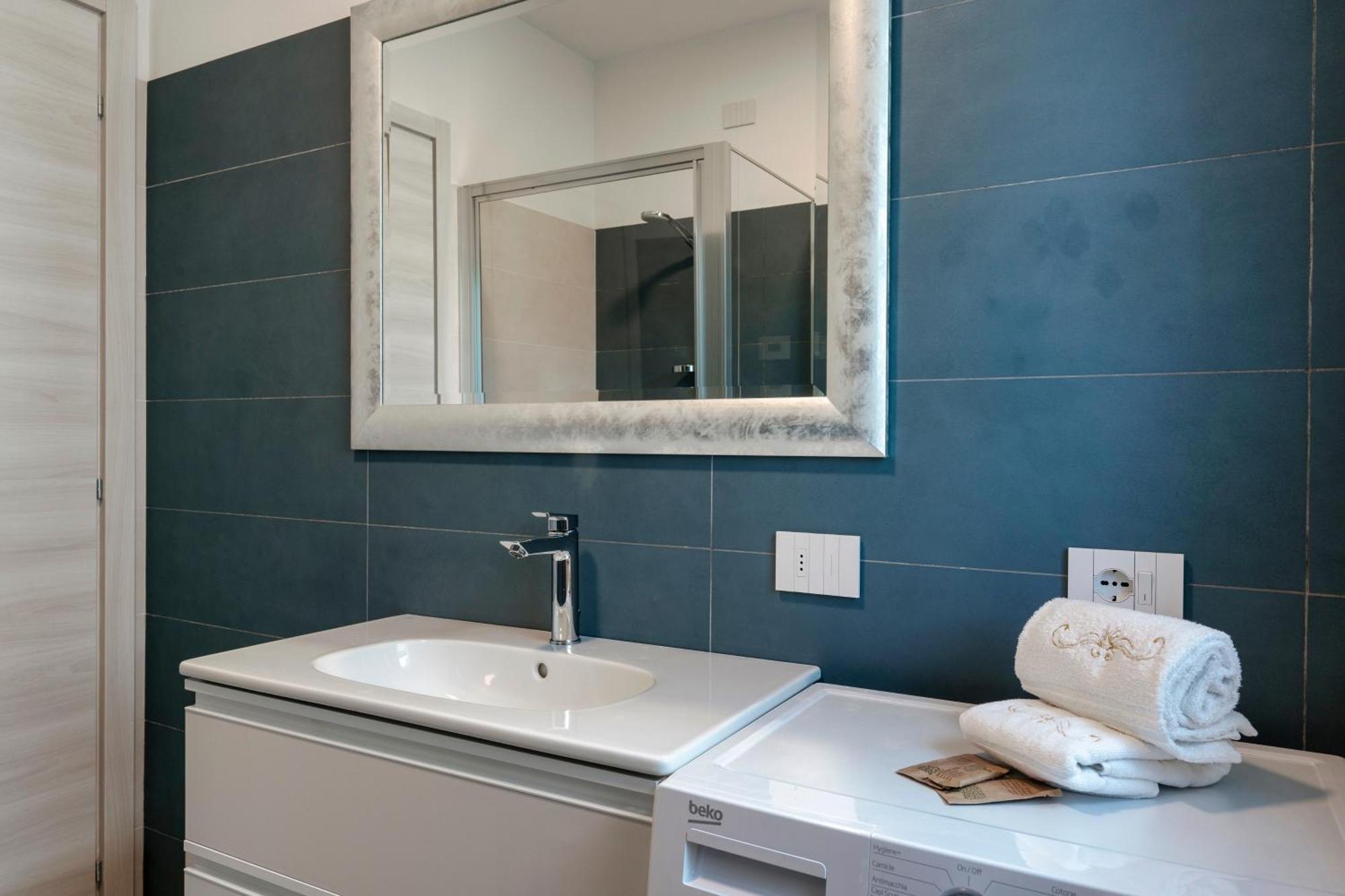 Malvezzi Apartments Desenzano del Garda Ngoại thất bức ảnh