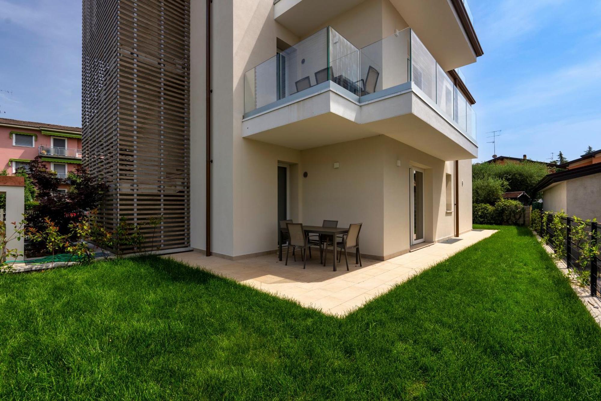 Malvezzi Apartments Desenzano del Garda Ngoại thất bức ảnh